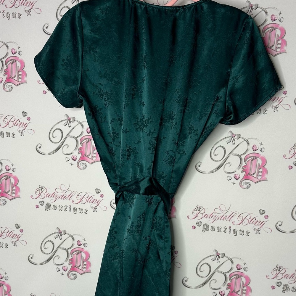Divided dress button snaps shimmer silky satiny Japanese Elegant Green Wrap - Picture 6 of 6